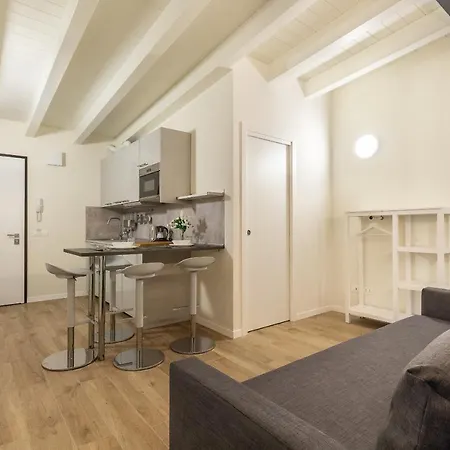 Apartment Alessia's Building- Affori Fn Milan