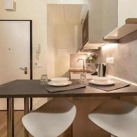 Alessia's Building- Affori Fn Apartment