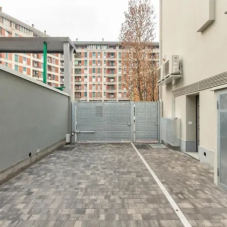 Apartment Alessia's Building- Affori Fn Milan