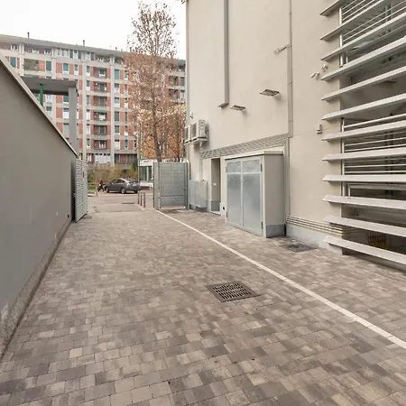 Alessia's Building- Affori Fn Apartment