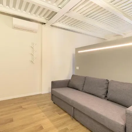 Alessia's Building- Affori Fn Apartment *