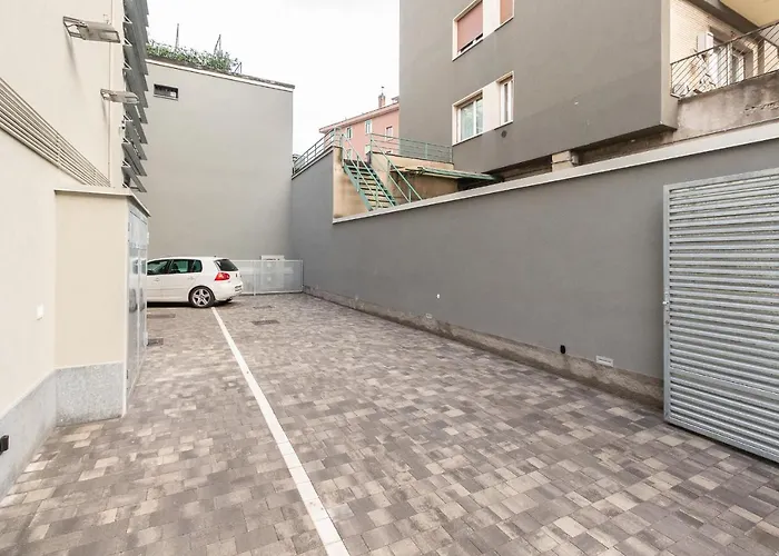 Alessia's Building- Affori Fn * Milano